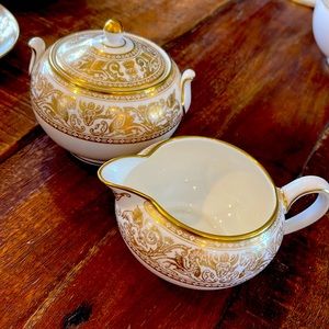 Wedgewood Gold Florentine, cream and sugar set. OMG that sugar pot is adorable.